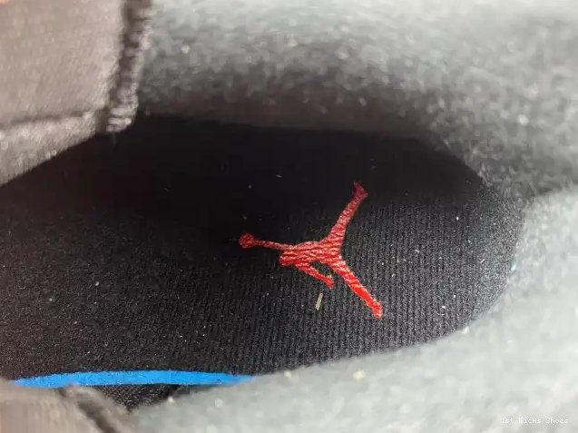 1st Kicks Shoes FQ1579-006 Jordan Spizike Bred Low 0604
